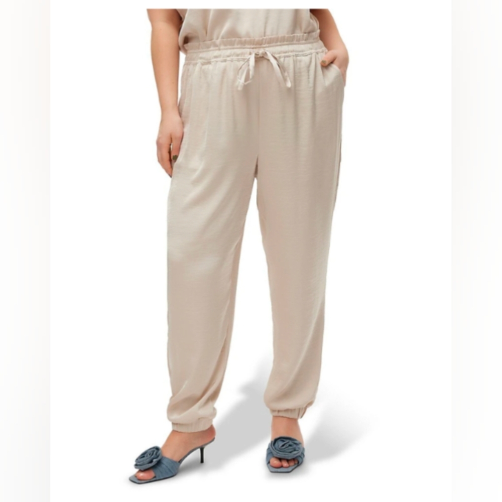 Wide-Fit Drawstring Jogger Pants